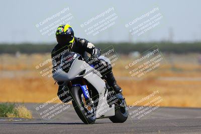 media/May-22-2023-Fastrack Riders (Mon) [[ae7626d9d8]]/Level 1/945am (Sweeper)/